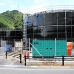 箸荷牧場から出る牛のふん尿をメタンガスにする発電所＝兵庫県多可町加美区箸荷