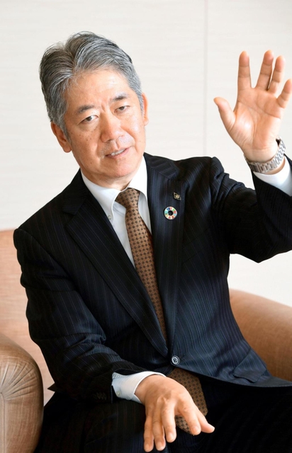 水素事業など今後の事業展望を語る橋本康彦・川崎重工業社長＝神戸市東川崎町１（撮影・中西幸大）
