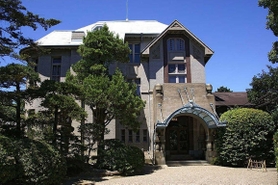 「大正の海運王」が迎賓館として建設した舞子ホテル＝神戸市垂水区舞子台２