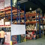 加藤産業のマレーシアの卸売り現地法人の倉庫（同社提供）