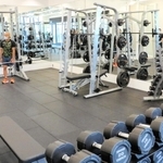 通常の酸素濃度のトレーニングルーム＝大阪府吹田市岸部中５