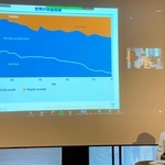 ＥＳＧの取り組みについて説明する神戸北野ホテルの山口浩総料理長＝アンカー神戸