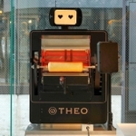 ユーハイムが開発したＡＩオーブンＴＨＥＯ（テオ、神戸ポートピアホテル提供）