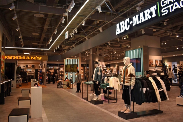 阪急西宮ガーデンズで同時オープンする「ＡＢＣマート　グランドステージ」と「オッシュマンズ」＝西宮市高松町