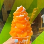 「くりーむ堂」（加古川市）の「みかんボンボン」（大丸神戸店提供）