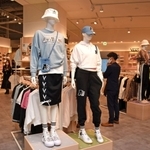 「ＡＢＣマート　グランドステージ」の女性向けコーナー＝西宮市高松町