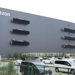 アマゾンジャパンの大型物流拠点「尼崎フルフィルメントセンター」＝尼崎市東海岸町