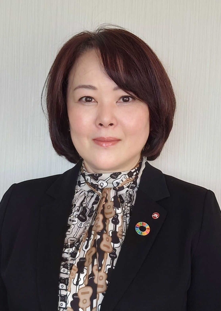 松原亜希子氏