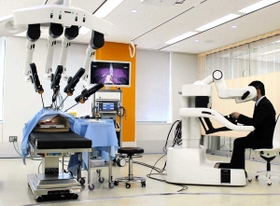 国産初の手術支援ロボット「ヒノトリ」 消化器外科、婦人科手術