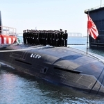 防衛省に引き渡された潜水艦「はくげい」＝神戸市中央区東川崎町２