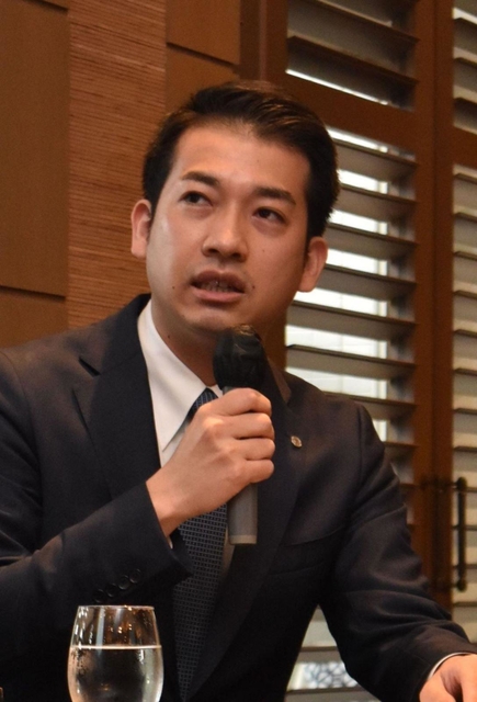 経営理念の重要性を語る西松屋チェーンの大村浩一社長＝神戸市中央区京町