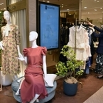 「全部かわいい」をテーマにした自主編集のファッション売り場＝神戸市中央区小野柄通８、神戸阪急