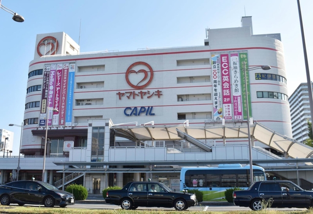 地下に食品スーパー「ロピア」の出店が決まった加古川ヤマトヤシキ＝加古川市加古川町篠原町