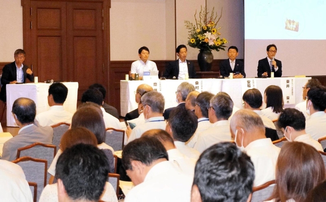 ３４３人が参加した「ひょうご産業ＳＤＧｓ認証事業創設記念フォーラム」＝兵庫県公館