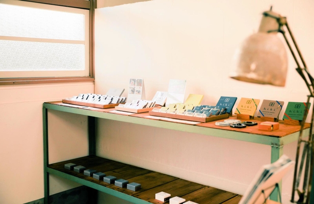 神戸マッチ本社内の店舗（神戸マッチ提供）