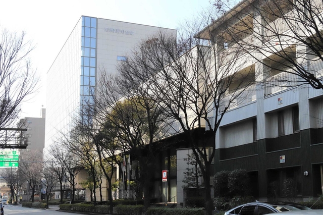 尼崎信用金庫本店＝尼崎市開明町３