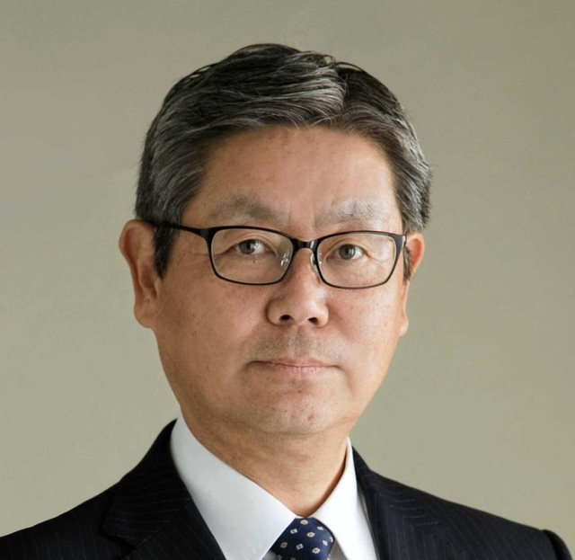 神原忠明氏
