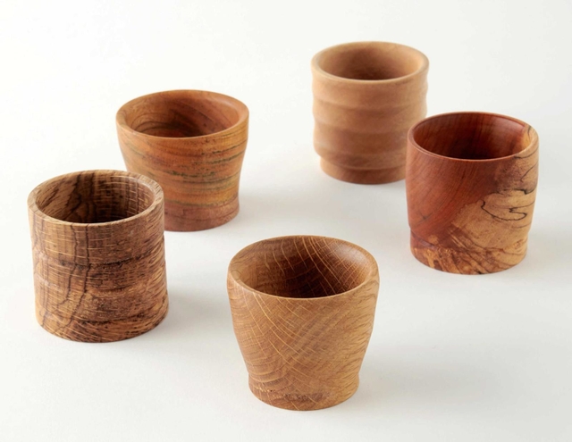 六甲山の間伐材で作った酒器（リュウズ提供）
