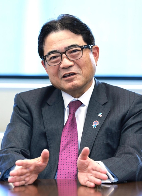 神戸空港の将来像について語る関西エアポートの山谷佳之社長＝大阪府泉佐野市（撮影・笠原次郎）