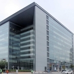 シスメックス本社が入る国際健康開発センター＝神戸市中央区脇浜海岸通１