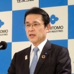 決算内容について説明する住友ゴム工業の山本悟社長＝東京都内（同社提供）