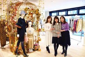 チェスティの歩みを語る（左から）高野未有さん、香山梨沙さん、北本真梨奈さん＝神戸市中央区江戸町