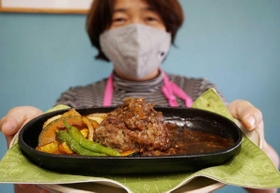 カフェで提供している飛騨牛を使ったハンバーグ