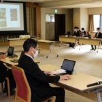 新型コロナウイルス対策を話し合った神戸市の対策本部員会議＝神戸市役所