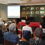 居留地発祥の「神戸レガッタ・アンド・アスレチック・クラブ」で開かれた昨年１１月の神戸外国人居留地研究会例会＝神戸市中央区八幡通２