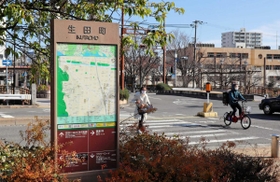 旧葺合区にある「生田町」の案内図。東側を付け替え後の生田川が流れる＝神戸市中央区生田町２