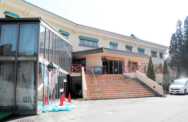 ３月末で閉館する「オテル・ド・摩耶」＝神戸市灘区摩耶山町