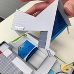 屋根を開けると水槽が見える（神戸市提供）