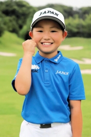 世界ジュニアゴルフ選手権に初出場する道上稀唯さん＝三木市内