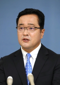 高橋進吾氏