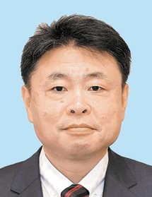 岡崎史典氏