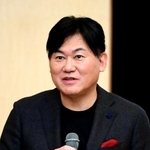 基調講演で異分野共創について語る楽天の三木谷浩史会長＝神戸市灘区六甲台町１（撮影・坂井萌香）