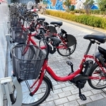 １２月から利用料金が値上げされる電動自転車「コベリン」＝神戸市中央区加納町６