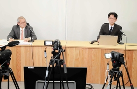 オンラインで配信された光免疫療法の市民講座＝神戸市中央区東川崎町１