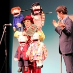 初代チャンピオンに選ばれた京都府のニッシャン堂さん＝神戸市兵庫区新開地５