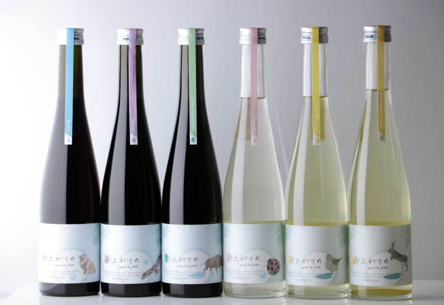地産地消マルシェでお目見えする新品種のワイン（神戸農政公社提供）