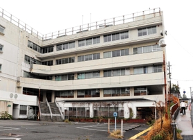 旧北区役所。この跡地に文化センターや図書館の移転が計画されている＝神戸市北区鈴蘭台西町１