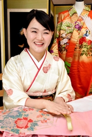 若者に着物を伝えるために活動する大橋瑞代さん＝神戸市灘区八幡町２