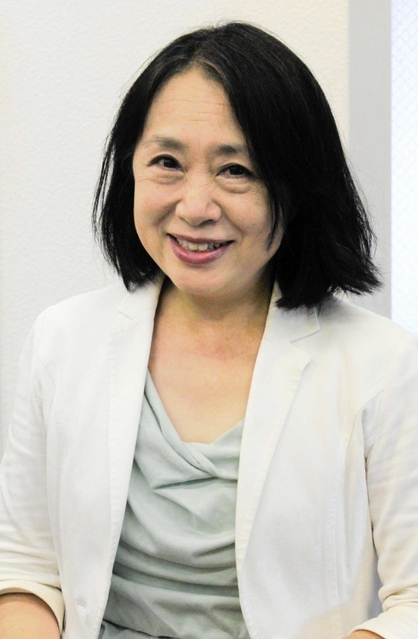 公演実現に尽力した神戸市民文化振興財団の森岡めぐみ演奏担当部長＝神戸市中央区橘通３