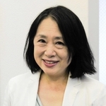 公演実現に尽力した神戸市民文化振興財団の森岡めぐみ演奏担当部長＝神戸市中央区橘通３