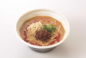 南京町監修の担々麺（ローソン提供）