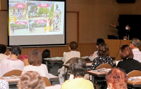 コロナ禍で始まった地域活動について事例発表が行われた「ひがしなだ地域福祉フォーラム」＝東灘区役所