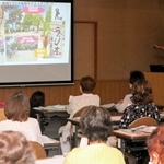 コロナ禍で始まった地域活動について事例発表が行われた「ひがしなだ地域福祉フォーラム」＝東灘区役所