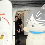 スカイマークの機体に乗り込むマル＝神戸空港