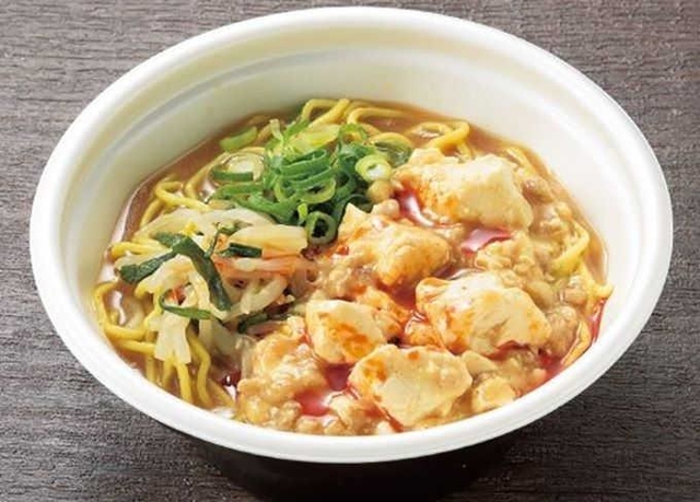 南京町のシェフが監修した麻婆麺（イメージ、ローソン提供）
