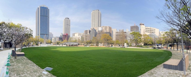リニューアルされた東遊園地＝神戸市中央区加納町６